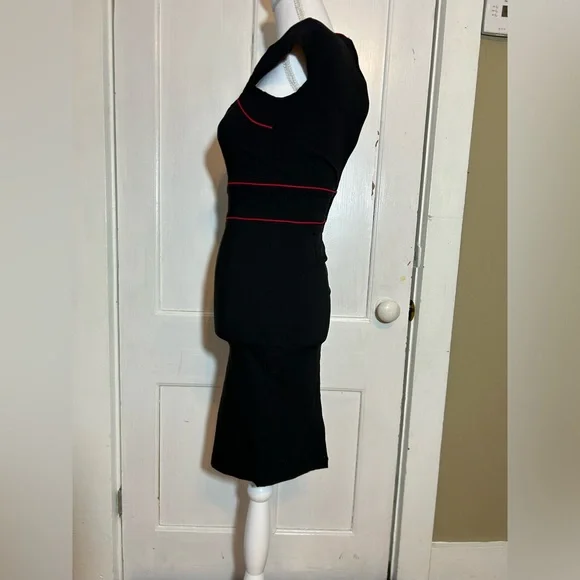 Hell Bunny Vixen Wiggle Dress with Embroidered Hibiscus size XS EUC - Picture 4 of 10